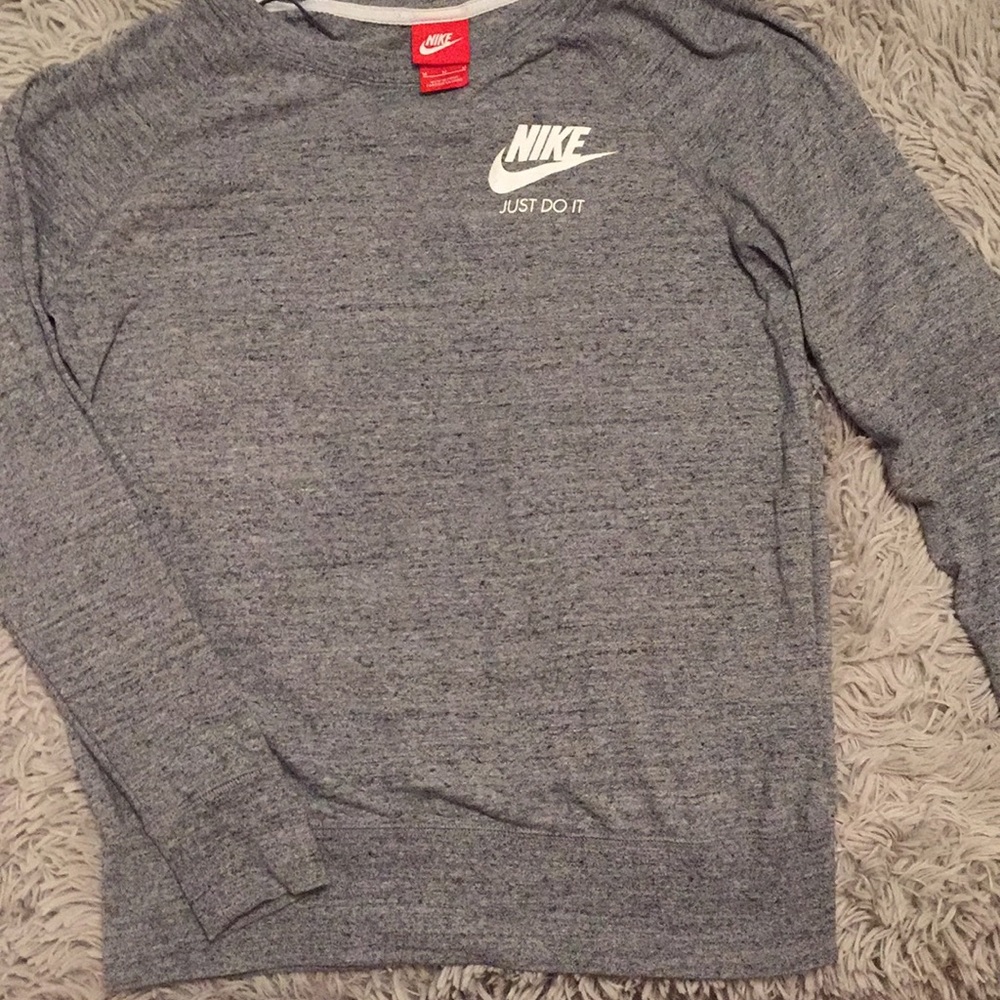 Long sleeve Nike sweatshirt
